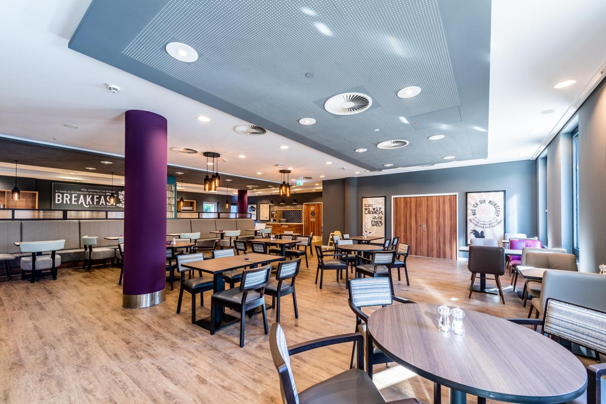 Premier Inn Duesseldorf City Centre 외부 사진